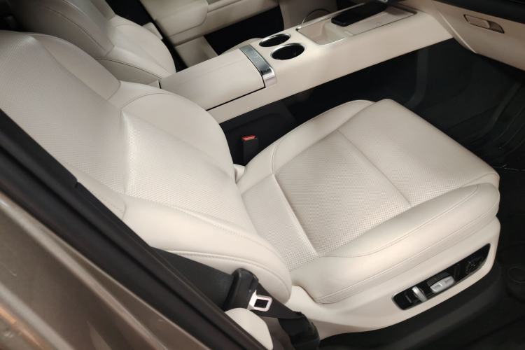 Used Li Auto L8 2023 Max model