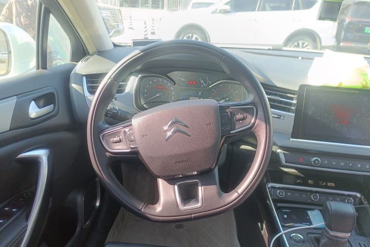 Used Citroen C5 2017 350THP Automatic Luxury Model Steering Wheel