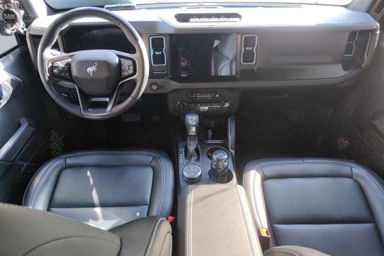 Used Ford Bronco 2024 2.3T Ink Diamond Big-Tire Off-Road Version
