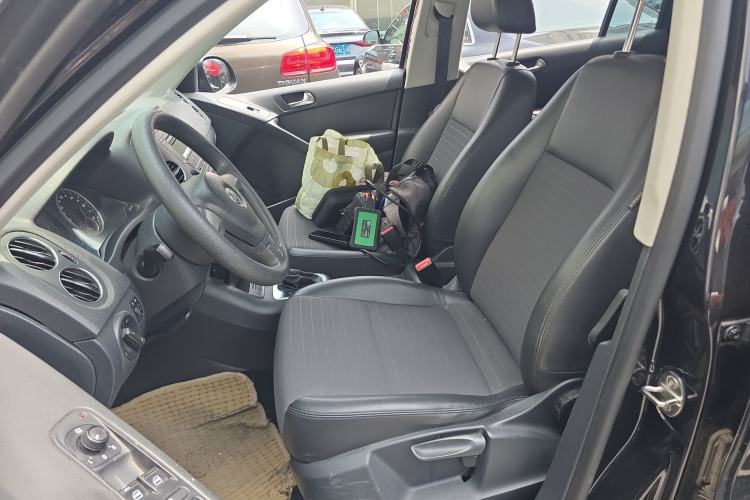 Used Volkswagen Tiguan 2013 1.8TSI Automatic Two-Wheel Drive Trend Edition Left Front Seat