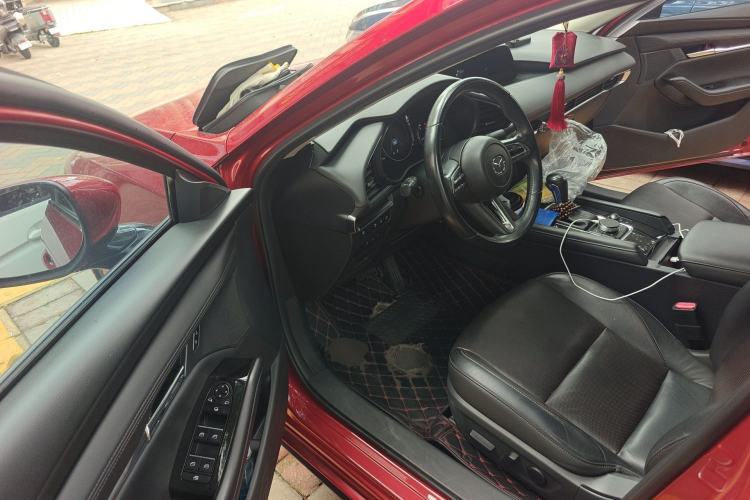 Used Mazda 3 Axela 2021 2.0L Automatic Zhiyao Edition
