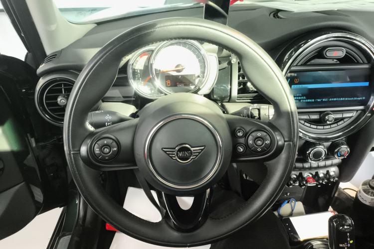 Used MINI MINI 2018 1.5T COOPER Classic Edition Five-Door Version