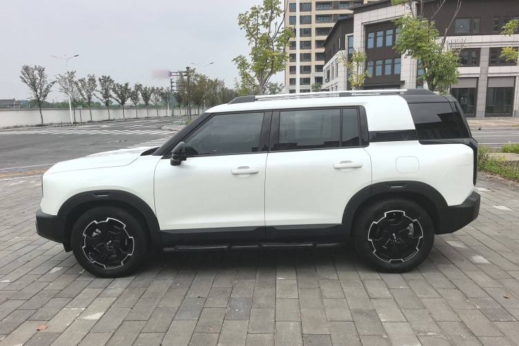 Used BAIC Off-Road BJ30 2024 1.5T Magic Electric Drive Advanced Version
