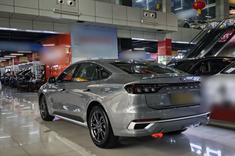 Used Ford Mondeo 2025 2.0T EcoBoost Luxury Version