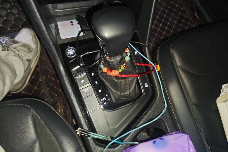 Used Volkswagen Tiguan L 2019 Updated Version 330TSI Automatic Two-Wheel Drive Panoramic Comfort Edition China VI Standard
