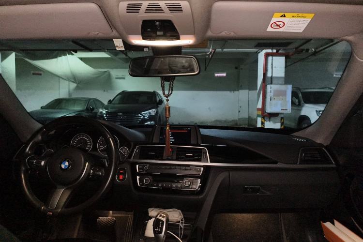 Used BMW 3 Series GT 2018 320i Sport Edition
