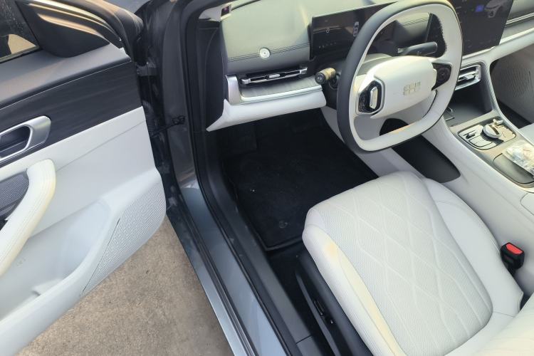 Used Geely Galaxy A7 2025 Model EM-i 150km Starship Edition Driver Seat