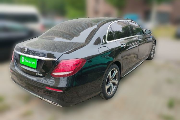 Used Mercedes-Benz E-Class 2017 E 300 L Sporty and Stylish Model