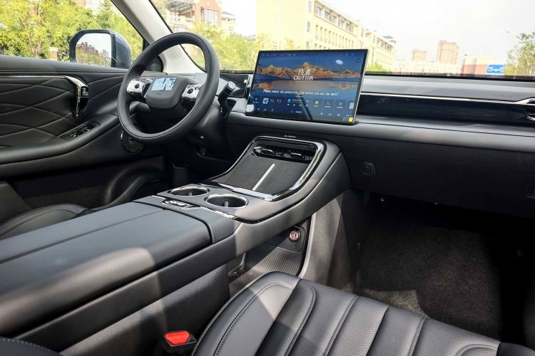 Used AION V 2024 Aion Tyrannosaurus 520 Smart Luxury Edition