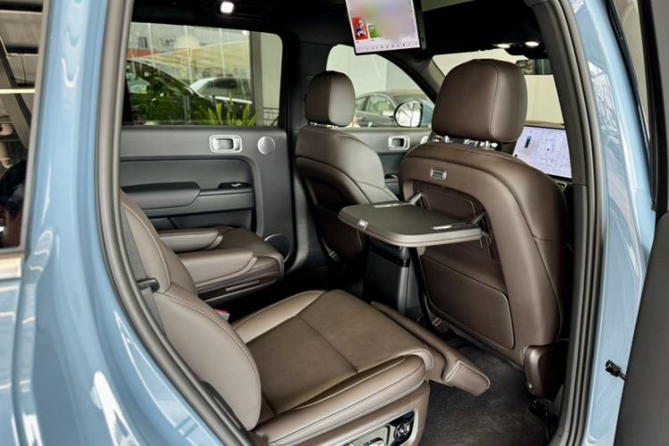 Used Li Auto L9 2022 Max model