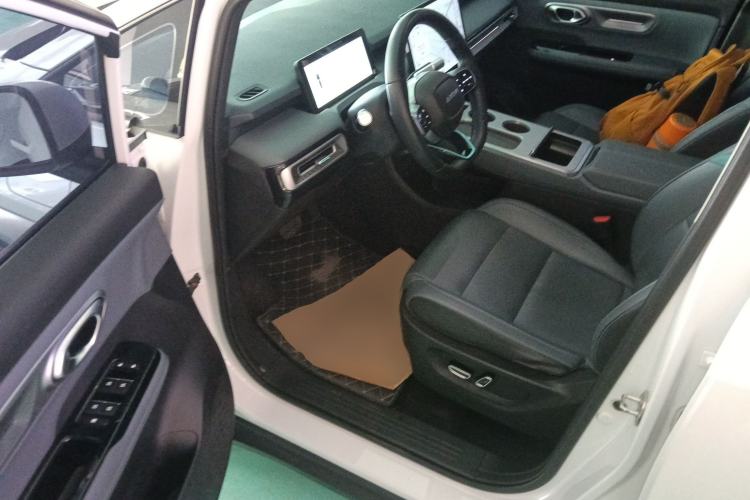 Used AION Y 2022 Plus 70 Smart Edition
