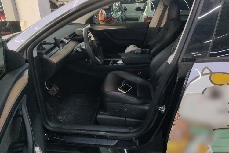 Used Tesla Model Y 2022 Rear-Wheel-Drive Version