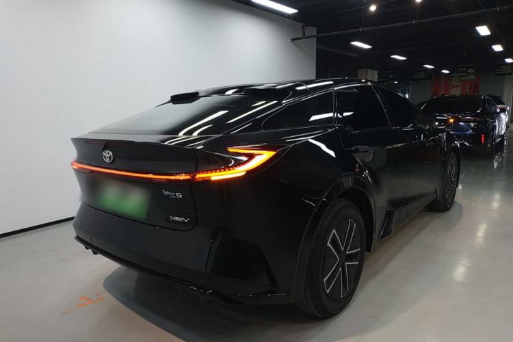 Used Toyota bZ5 2025 Model 550 JOY
