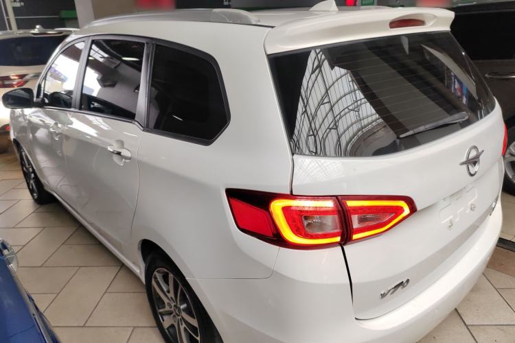 Used Haima V70 2016 1.5T Automatic Comfort Plus 7-Seater
