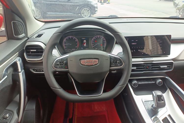 Used Geely Auto Coolray 2020 Facelift 240T DCT Hunter
