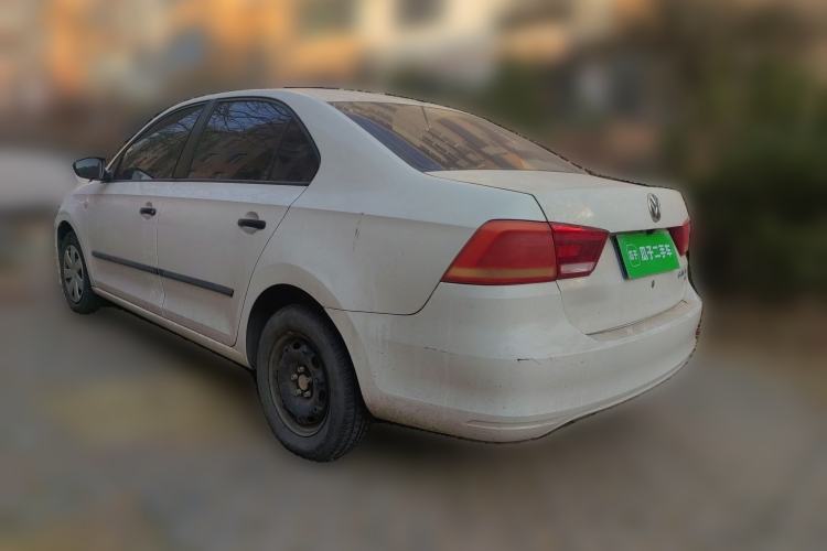 Used Volkswagen Santana 2015 1.6L Manual Fashion Edition