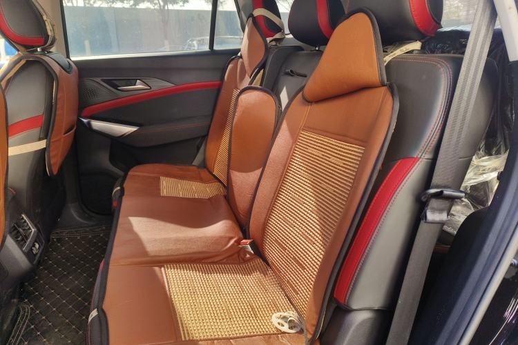 Used SOL X8 2021 300T DCT Leading Smart Connectivity Version 7 Seats