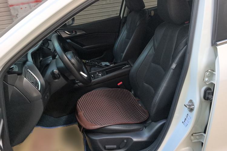 Used Mazda Mazda 3 Axela 2017 Sedan 2.0L Automatic Prestige Model China VI Standard
