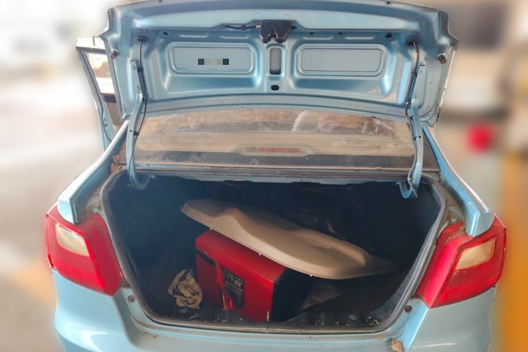 Used Changan Alsvin V3 2012 1.3L Manual Luxury Version China IV Standard
