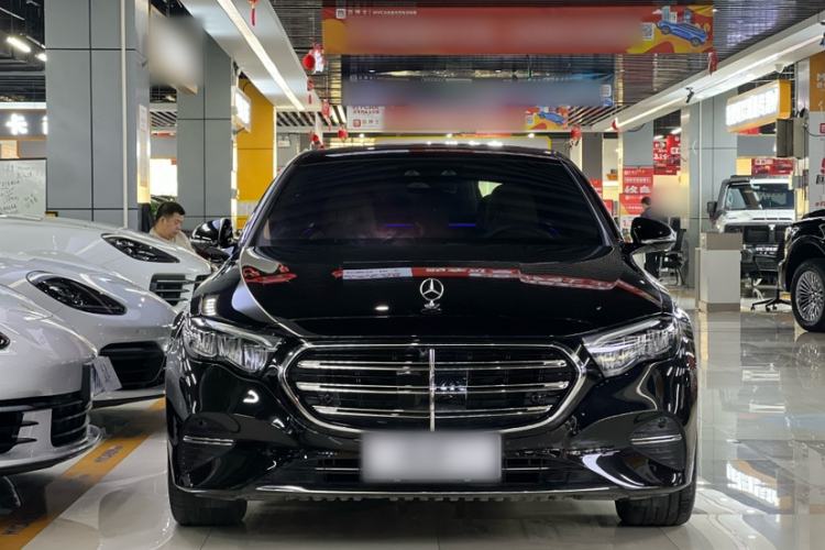 Used Mercedes-Benz E-Class 2024 Refresh E 300 L Stylish Edition
