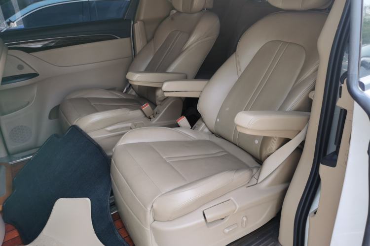 Used Buick GL8 2018 ES 28T Luxury Model China VI Standard Left Rear Seat