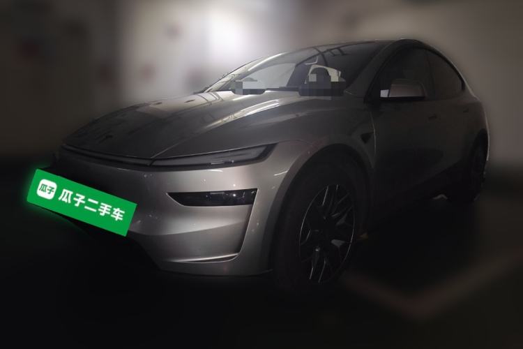 Used Tesla Model Y L 2025 Model Long-Range All-Wheel-Drive Version