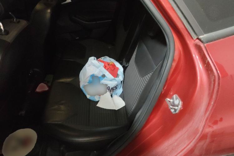 Used Ford Focus 2017 Hatchback 1.6L Automatic Fashion Edition Smart Drive Version
