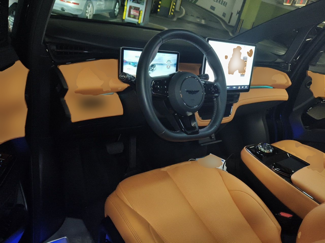 Geely Galaxy LEVC L380 2025 825 km Extraordinary Edition — снимка 9