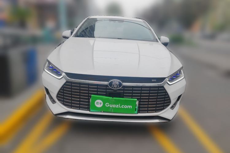 Used BYD Qin Pro New Energy 2019 EV Super Edition High-Power Smart Connect Luxurious Model
