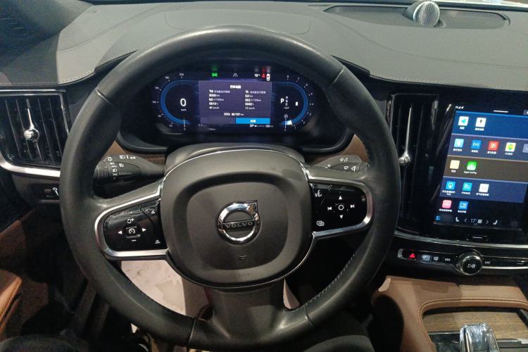 Used Volvo S90 2022 B5 Zhiyuan Luxury Edition
