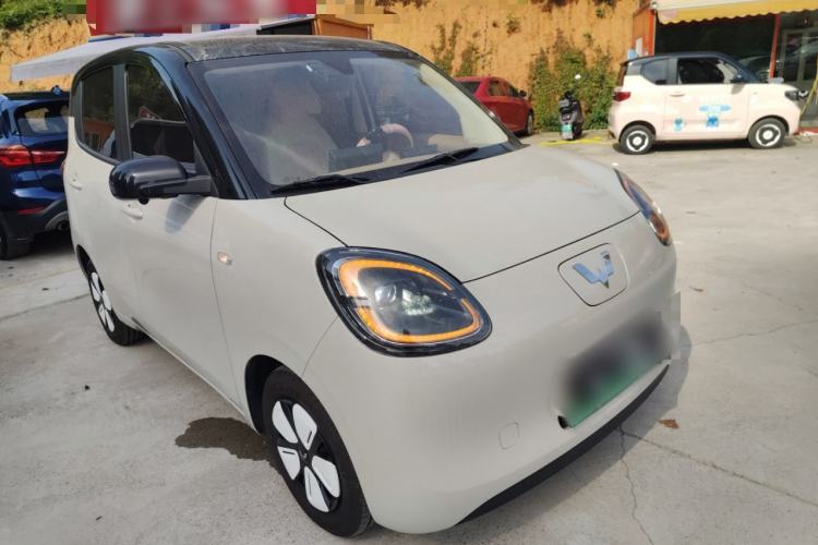 Used Wuling Hongguang MINIEV 2025 Four-Door Version 301km Zhenxiang+ Model
