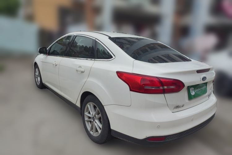 Used Ford Focus 2015 Sedan EcoBoost 125 Manual – Ultra-Style Edition Rear Left 45 Deg