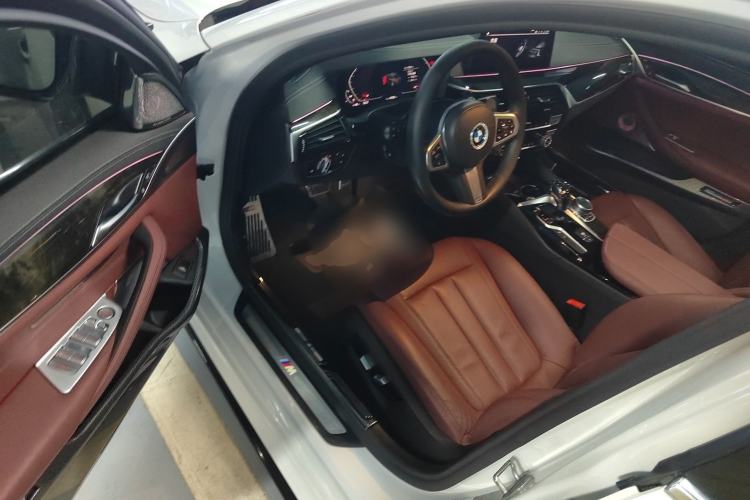 Used BMW 5 Series 2020 530Li Leading Model M Sport Package Driver Seat