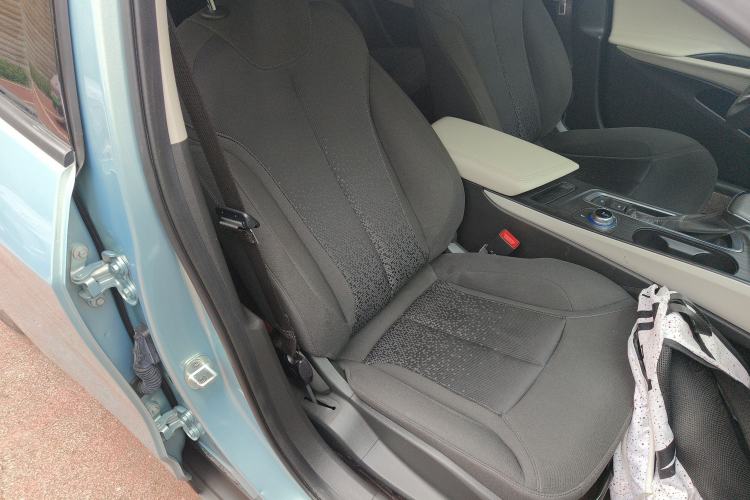 Used Buick Velite 6 2022 Plug-in Hybrid Connected Fashion Model
