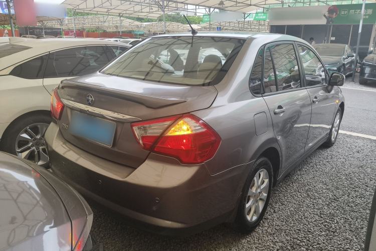 Used Venucia D50 2013 1.6L Automatic Fashion Edition Rear Right 45 Deg