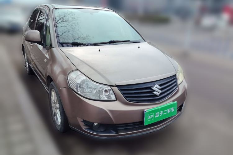 Used Suzuki SX4 S-Cross 2012 1.6L Manual - Practical Upgraded Version Front Right 45 Deg