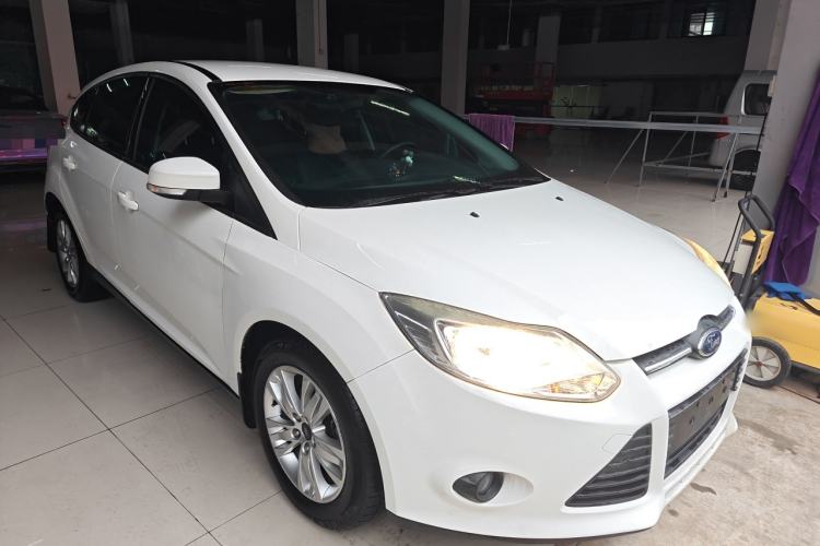 Used Ford Focus 2012 Hatchback 1.6L Automatic Comfort Model Front Right 45 Deg