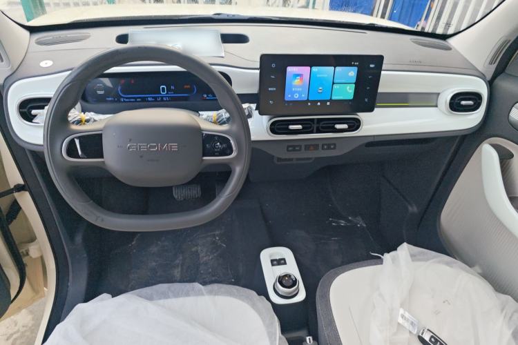 Used Geely Galaxy Panda 2025 210 km – Yuanqi Bear Center Console