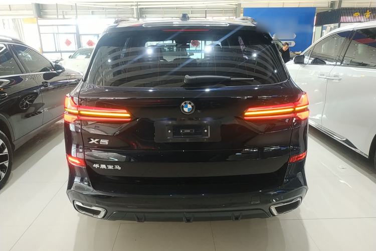 Used BMW X5 2023 xDrive 30Li Luxury M Sport Night Edition Package
