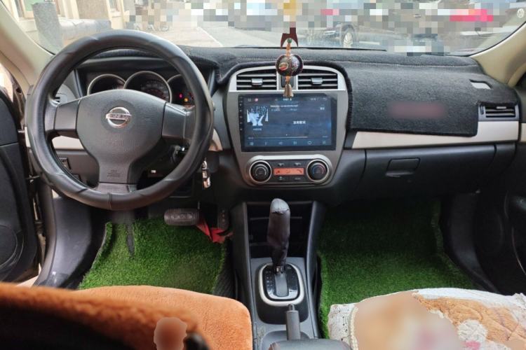 Used Nissan Sylphy 2018 Classic 1.6XE+ CVT Leading Edition Center Console