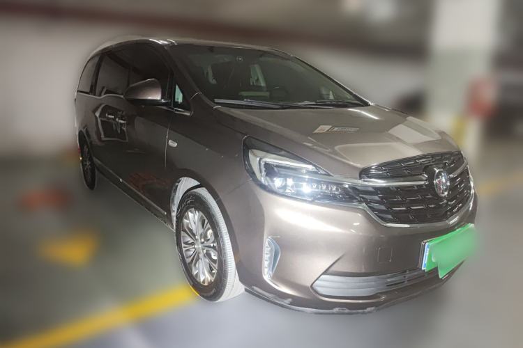 Used Buick GL8 2021 Land Cruiser Executive Class 652T Luxury Model Front Right 45 Deg