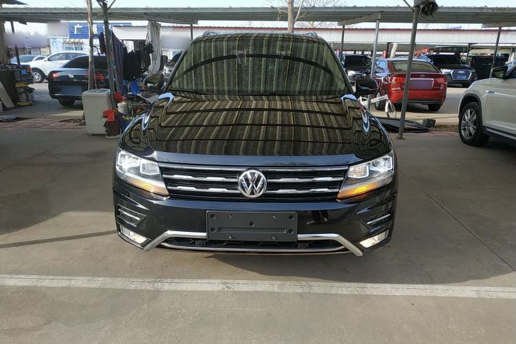 Used Volkswagen Tiguan L 2019 330TSI Automatic Two-Wheel Drive Smart Luxury Version China V Emission Standard