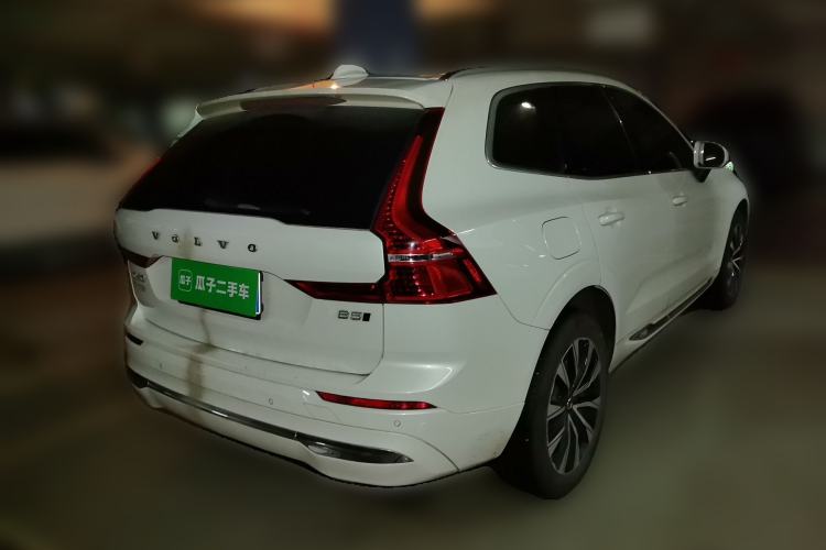 Used Volvo XC60 2024 B5 4x4 Smart Luxury Edition Rear Right 45 Deg