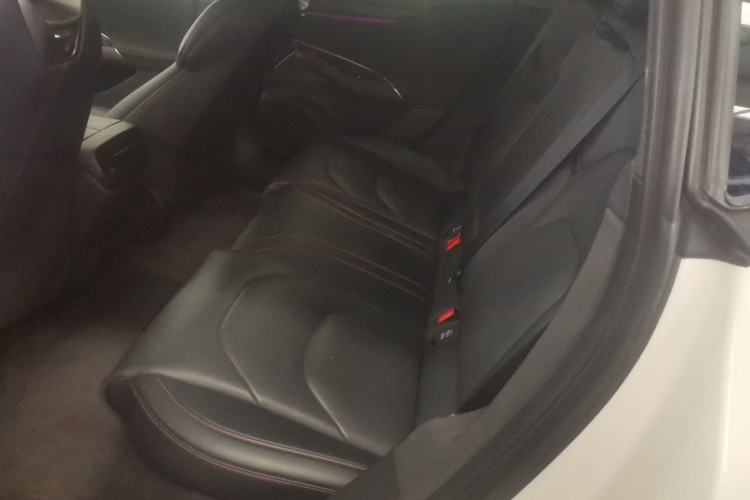 Used Xiaomi Auto SU7 2024 Rear-Drive Long-Range Intelligent Driving Version
