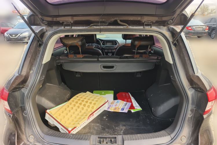 Used GAC Trumpchi GS4 2016 235T G-DCT Elite Edition Trunk