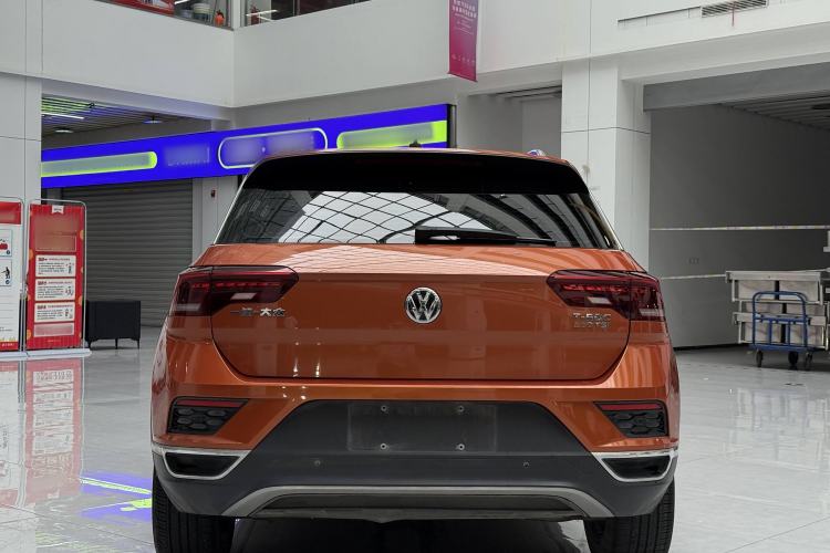 Used Volkswagen T-ROC 2018 280TSI DSG Two-Wheel-Drive Comfort Version China V Standard
