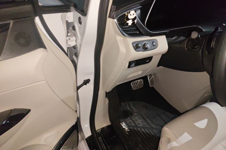 Used Buick GL8 2022 ES Landtrek 653T Comfort Edition