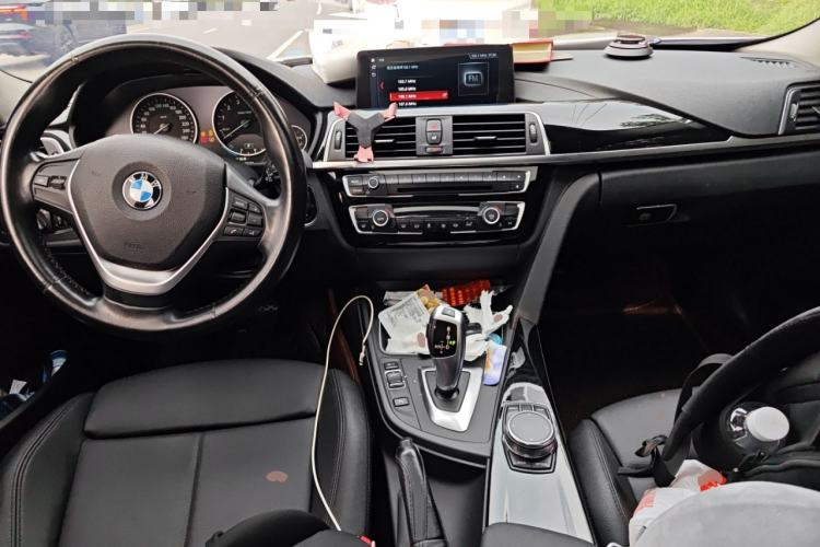 Used BMW 3 Series 2019 320Li Fashion Model Center Console