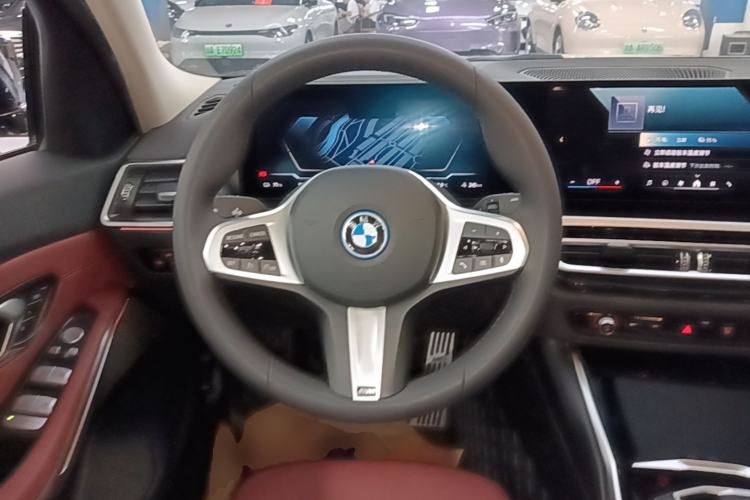 Used BMW i3 2024 eDrive 35 L
