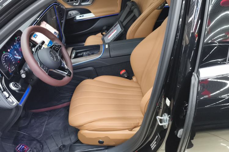 Used Mercedes-Benz E-Class 2024 Facelift E 300 L Luxury Edition